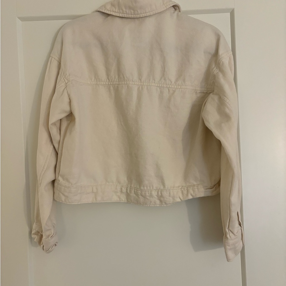 Cream Cropped Denim Jacket - Picture 3 of 6
